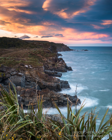 Sunrise on wild and remote coastline near Charleston near Westport, West Coast, New Zealand