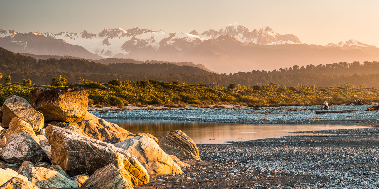 Southern Alps from Three Mile Beach